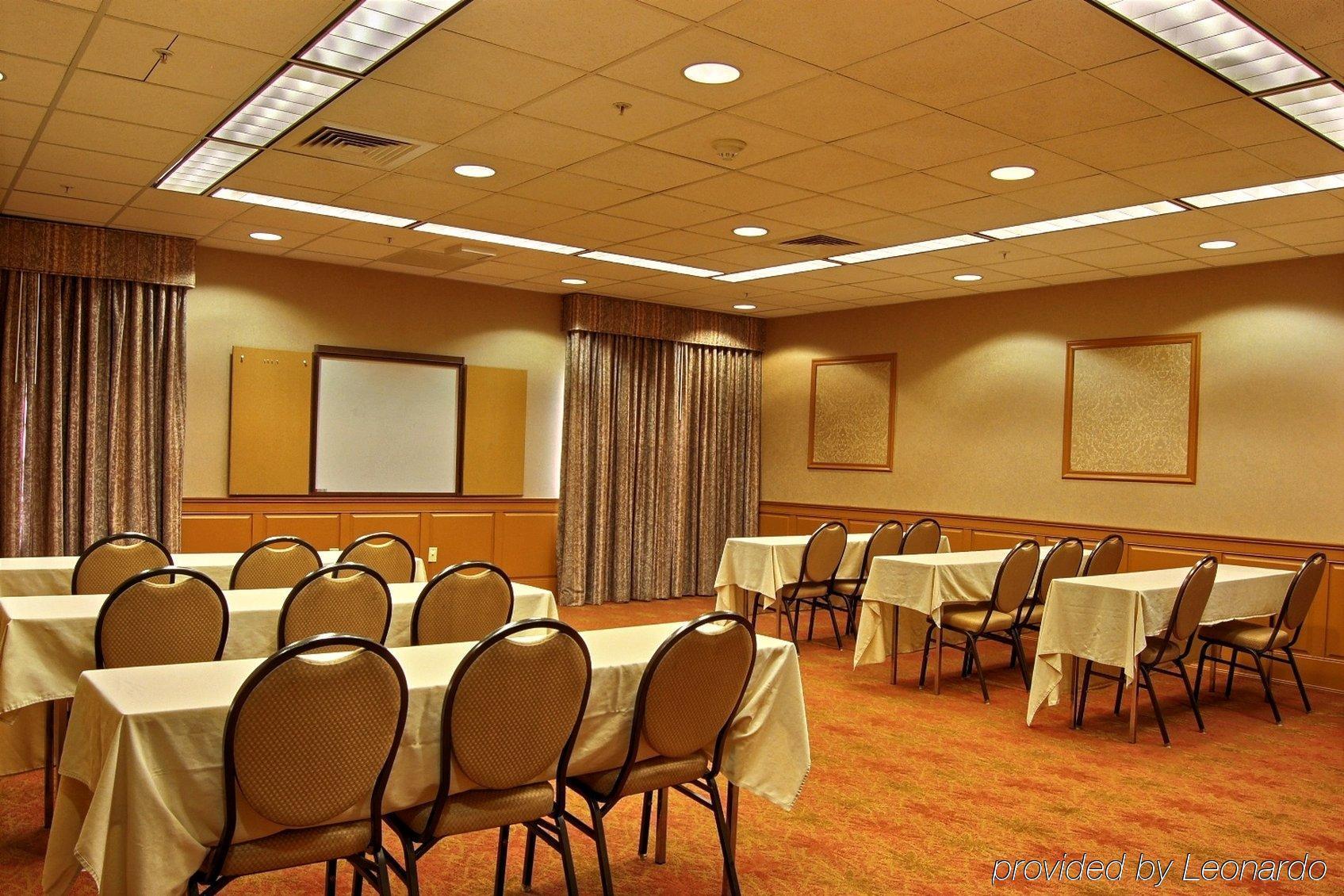 Holiday Inn Express Hotel & Suites Providence-Woonsocket By Ihg Business photo