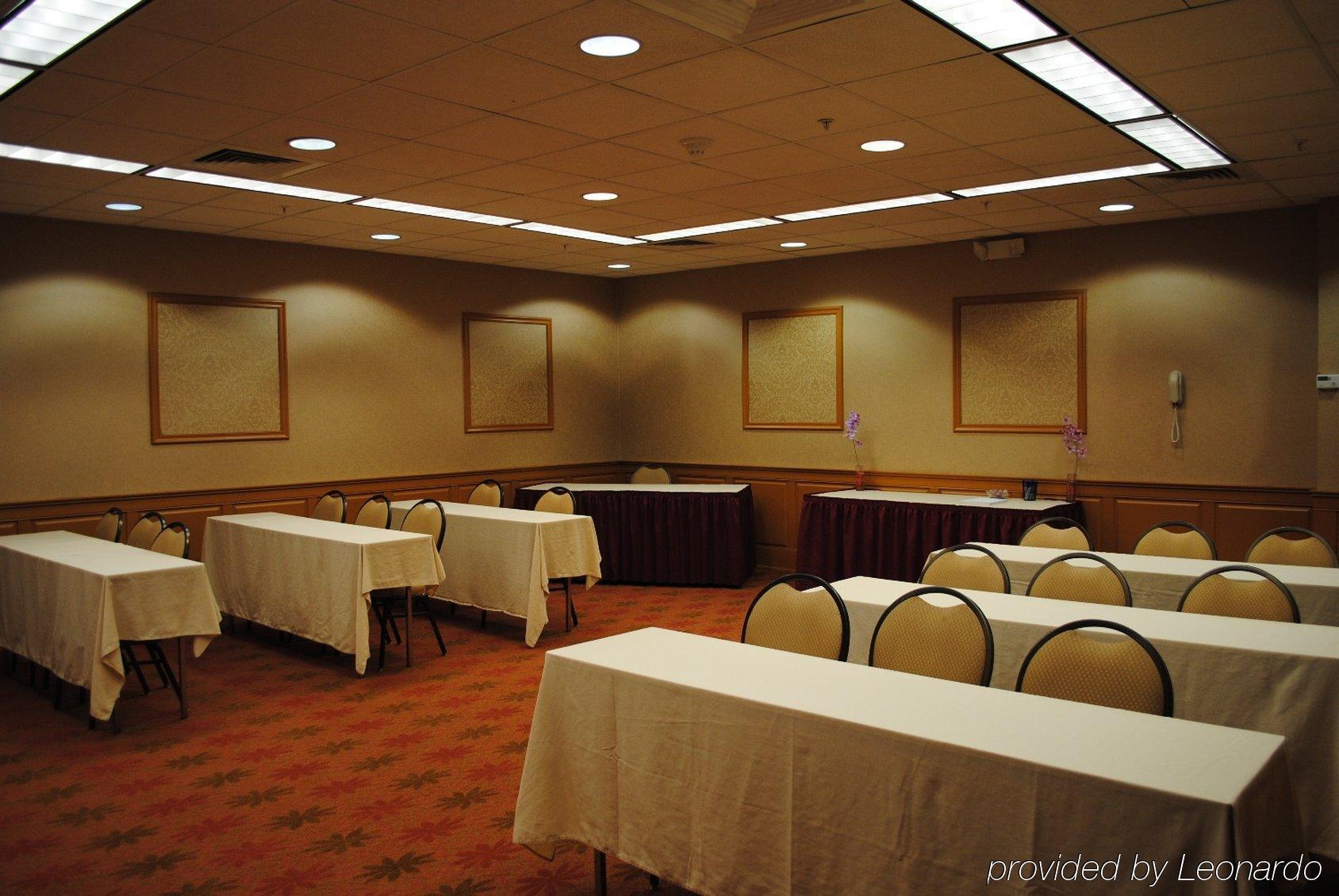 Holiday Inn Express Hotel & Suites Providence-Woonsocket By Ihg Business photo